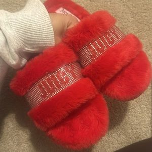Juicy couture slides